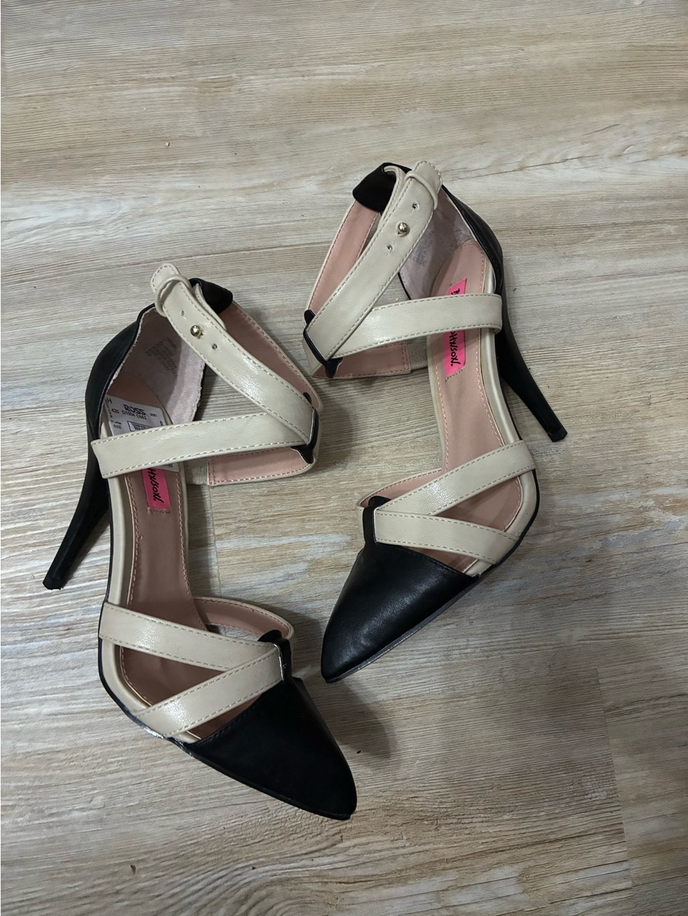 Betsey Johnson  ladies shoes